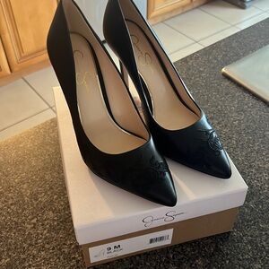 Jessica Simpson heels